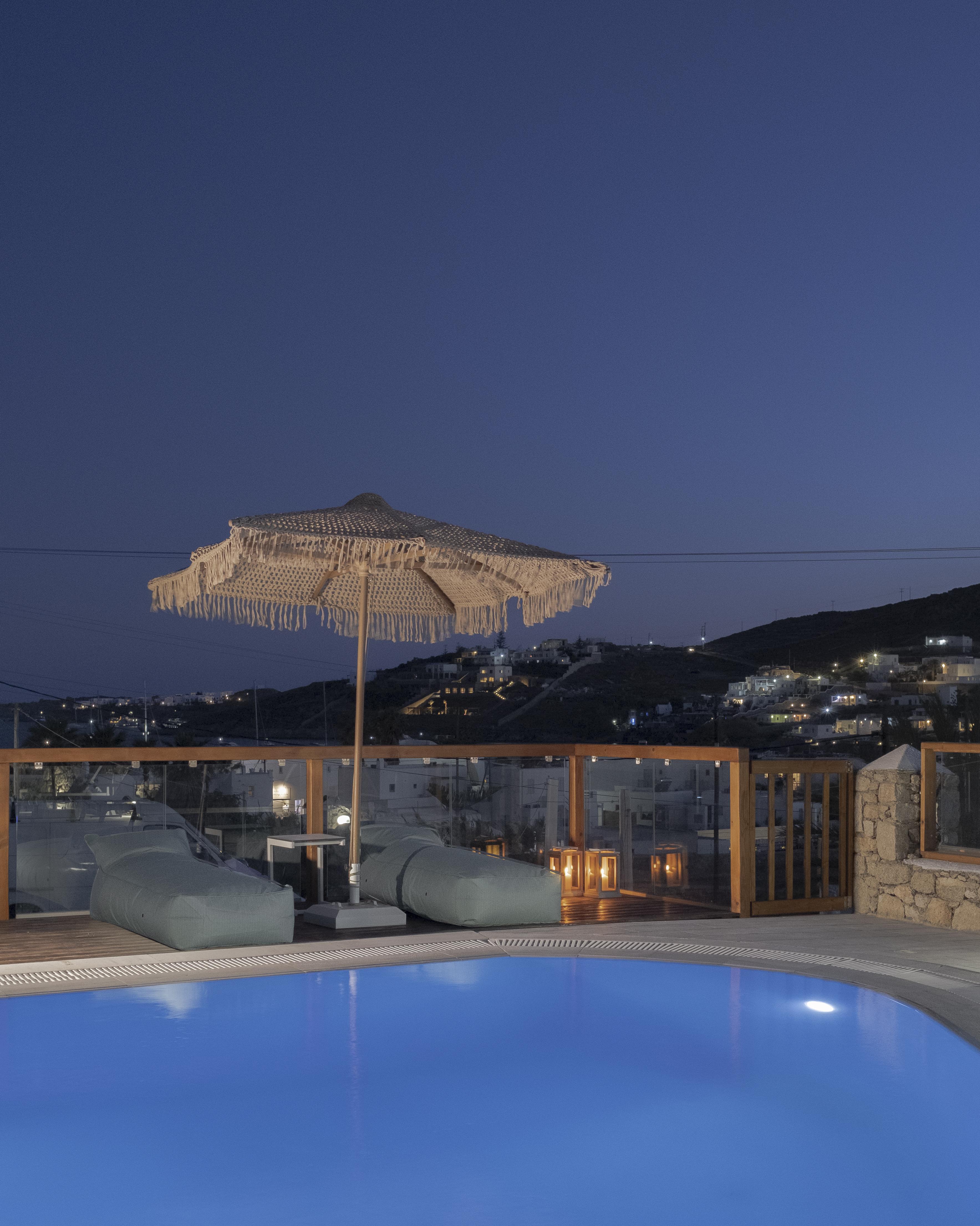 Mykonos Essence Adults Only מלון