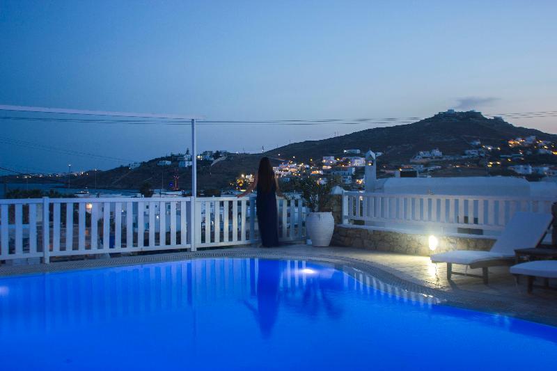 מלון Mykonos Essence Adults Only